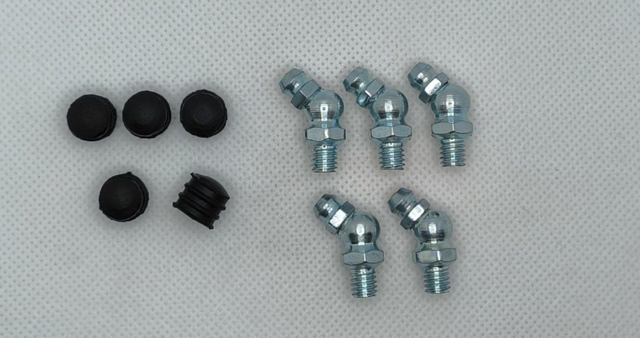 Комплект угловых пресс-масленок М6х1 45 градусов с защитным колпачком 10 шт